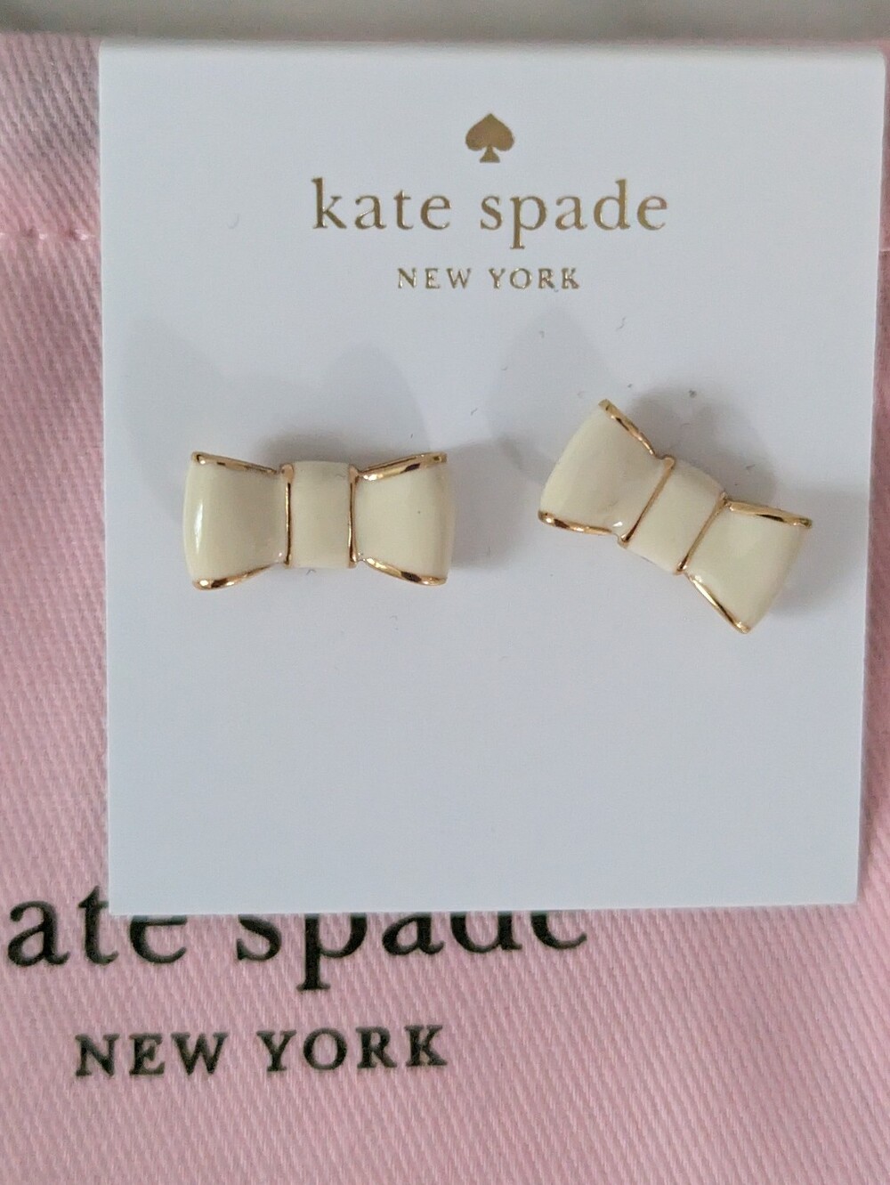 NWT Kate Spade Take a Bow Earrings in Ivory Cream